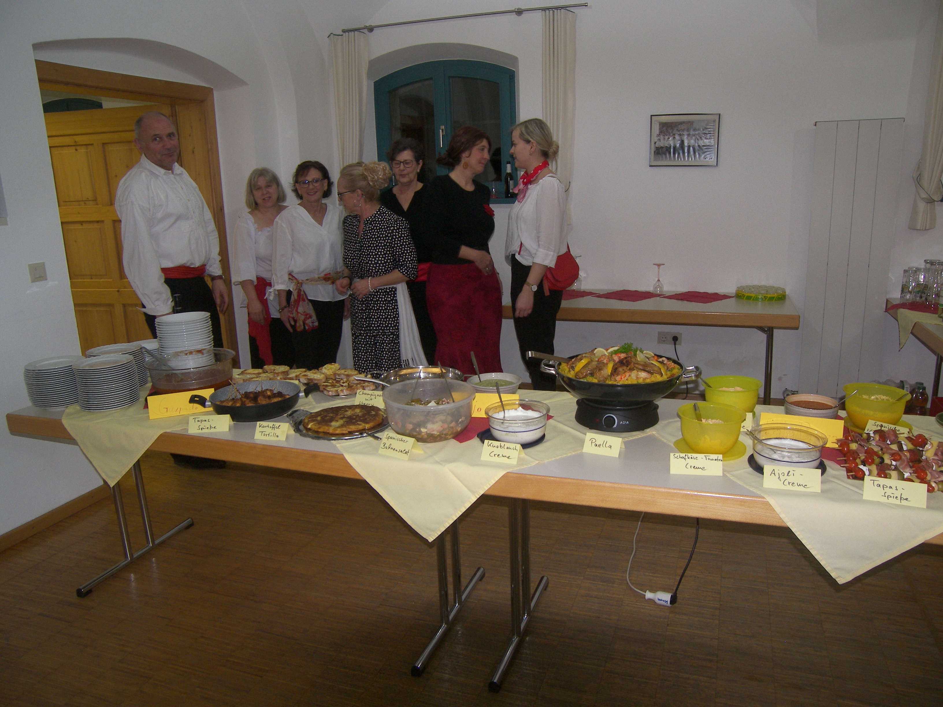 101_0693 Bunter Abend Buffet.JPG